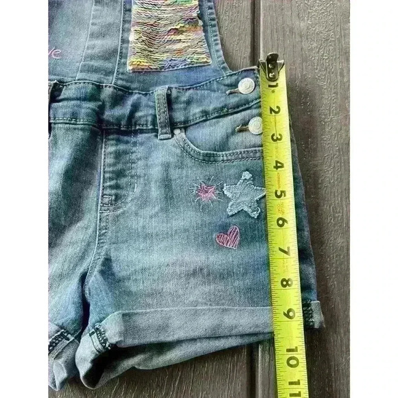 Jordache Girls Denim Shorts Overalls Small 6-6X Sequins Stars Rolled Cuffs - Picture 4 of 9